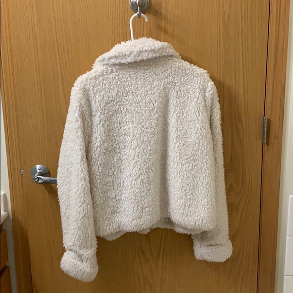 Women’s Ivory Sherpa/Fleece Jacket - XL (BNWT) - Picture 3 of 3
